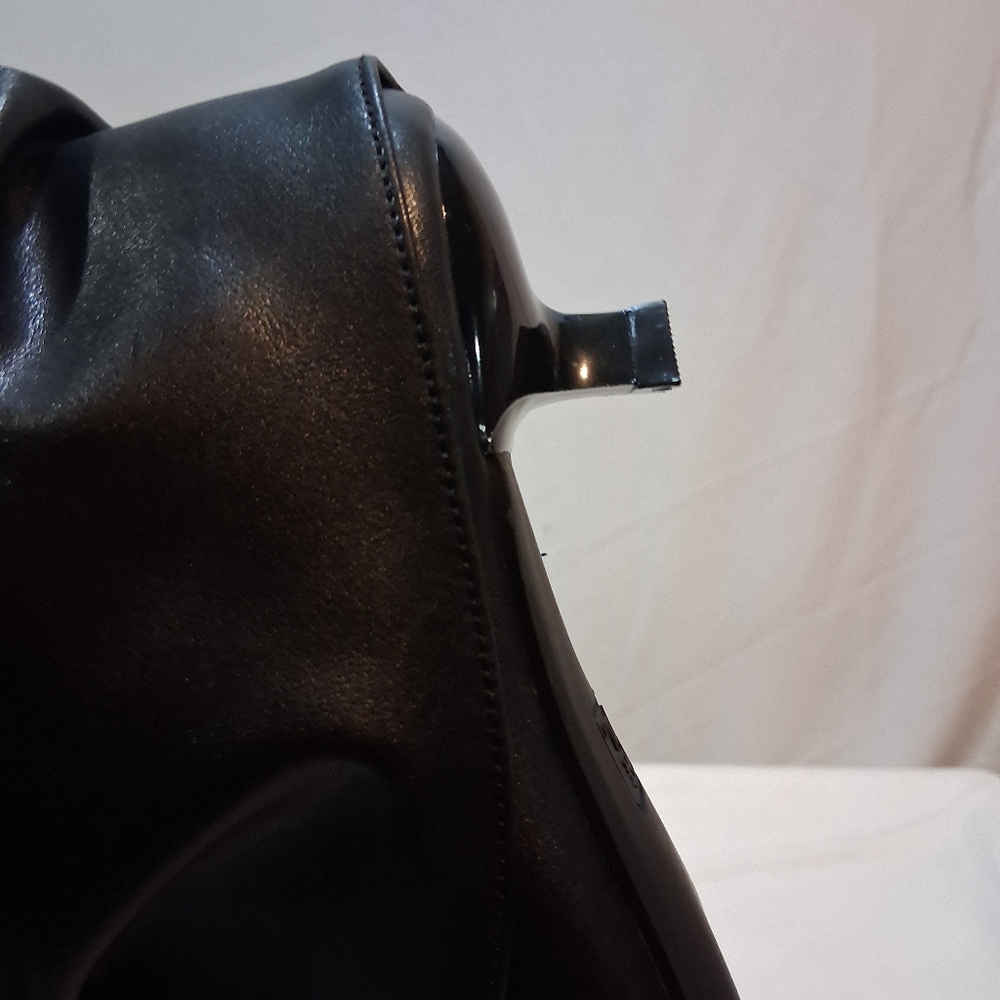 Time and Tru Black Slouchy Heeled Boots - Picture 5 of 7